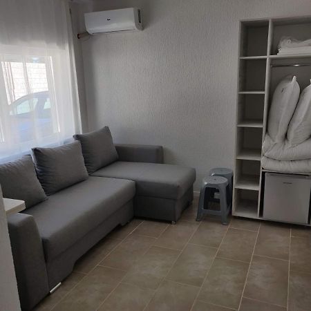 Hotel Enki à Eforie Nord Extérieur photo